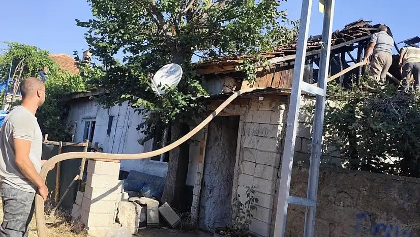 Beyşehir'de bir evde çıkan yangın paniğe sebep oldu
