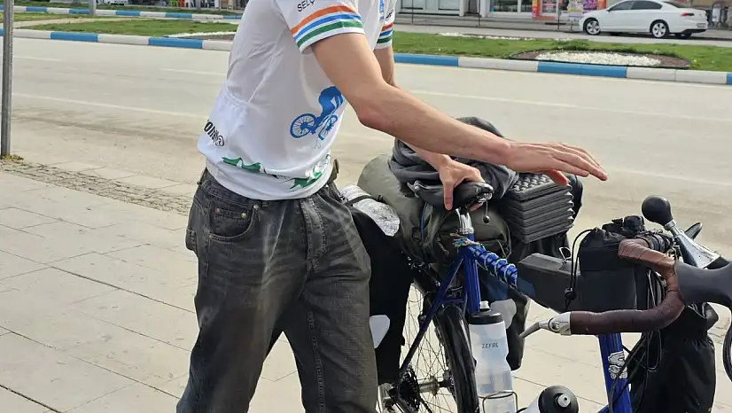 İngiltere'den Yola Çıktı, Beyşehir'de Mola Verdi: Hedef Japonya