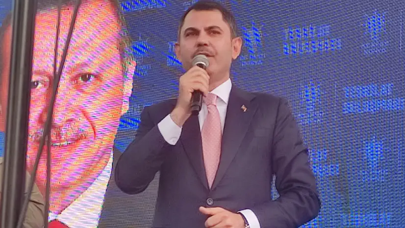 Konya'da konuşan Bakan Kurum, 'AK Parti Konya Belediyeciliğin yanından bile geçemezsiniz'