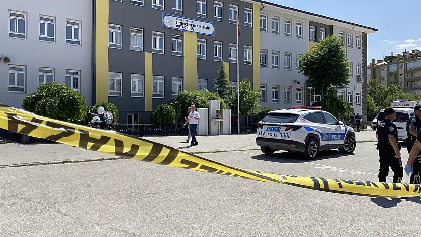 Konya'da Okulda Dehşet: Öğretmen Odasında Öldürüldü