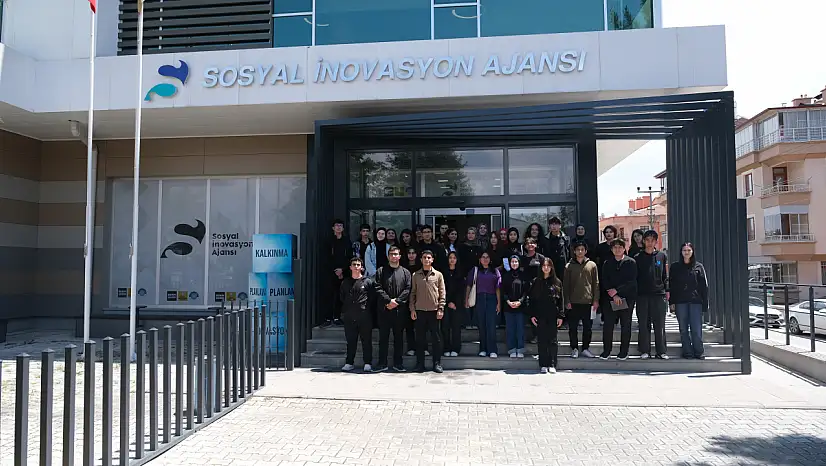 Sosyal inovasyon ekosistemi geliştirme programları liselerde düzenleniyor