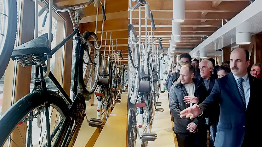 Konya Büyükşehir Belediye Başkanı Altay Velesbit Müzesi'ni Tanıttı