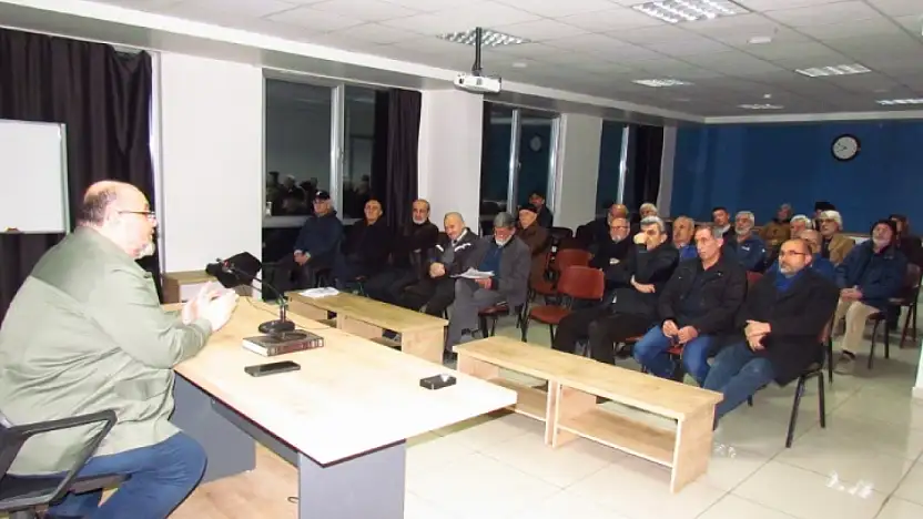 Kürsüde Vefa: Talebesi, Hocası İsmail Kaya'yı Anlattı