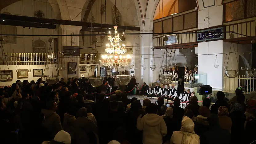 Mirâciye 100 Yıl Sonra Yeniden Mevlânâ Türbesi'Nde Yankılandı