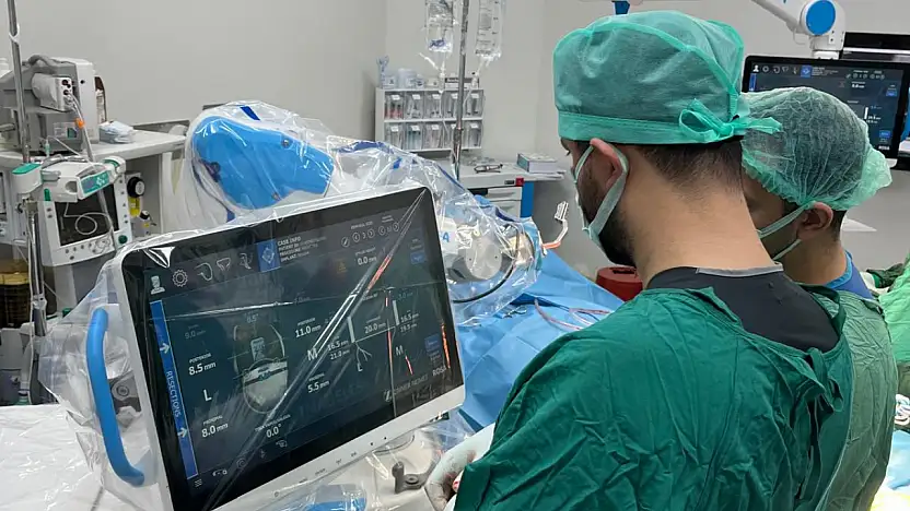 Selçuk Üniversitesi'nde Robotik Cerrahi Devrimi