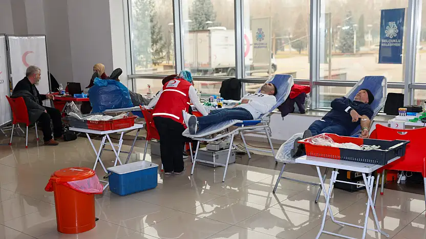 Selçuklu'da Kan Bağışı Seferberliği: Personel ve Vatandaşlar Şifa Olmak İçin Yarıştı
