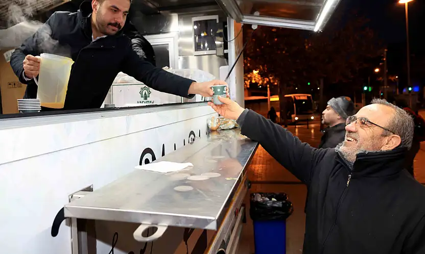 Karatay Belediyesi'nin Sıcak Çorba Geleneği Devam Ediyor