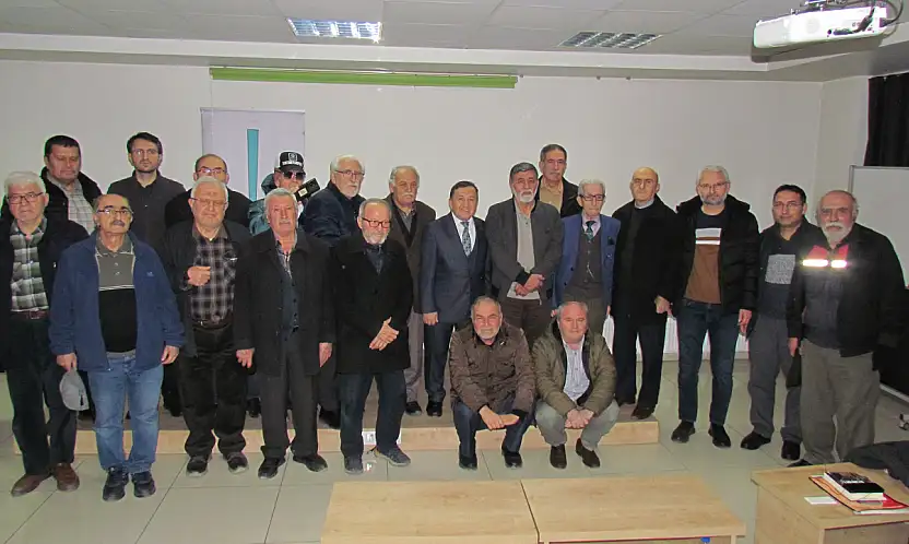 Konya Aydınlar Ocağı'nın  Salı Sohbetlerinde SUÇEV Başkanı Namık Ceyhan su meselesini anlattı