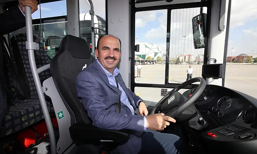 Konya Büyükşehir 2025'Te 117 Milyondan Fazla Yolcuya Hizmet Verdi