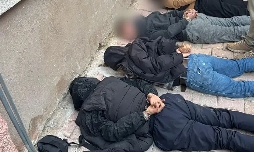 KONYA'DA 17 YIL HAPİS CEZASI BULUNAN HÜKÜMLÜ YAKALANDI