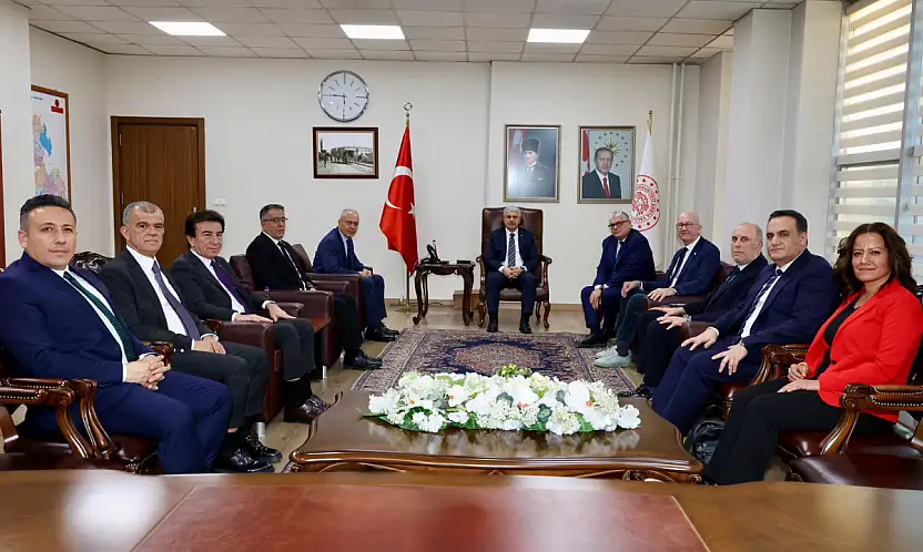 Konya'da Bisikletin Zirvesinden Vali Akın'a Ziyaret