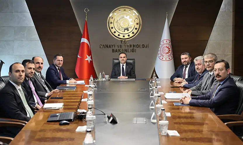 Konya Heyeti Sanayi Ve Teknoloji Bakanı Mehmet Fatih Kacır'I Ziyaret Etti