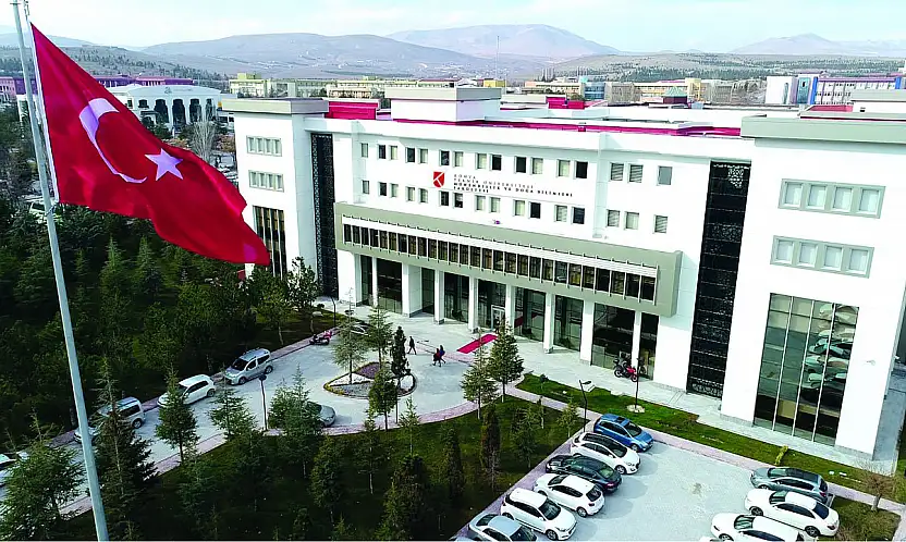 KTÜN'den Sağlıkta Yapay Zekâ Hamlesi: TÜBİTAK'tan 1001 Desteği