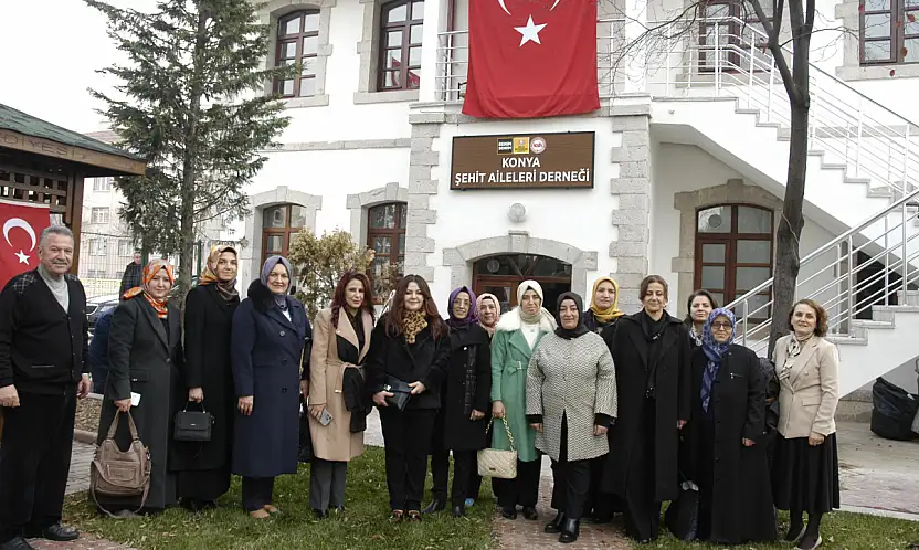 Regaip Kandilinde Tüm Şehitler Için Hatim Duasi