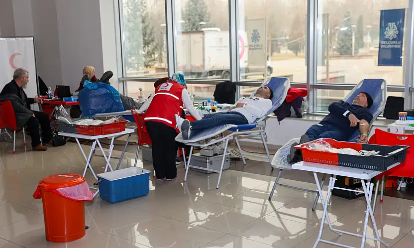 Selçuklu'da Kan Bağışı Seferberliği: Personel ve Vatandaşlar Şifa Olmak İçin Yarıştı
