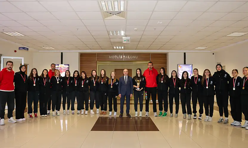 Selçuklu'Nun Başarılı Sporcuları Başkan Pekyatırmacı İle Bir Araya Geldi