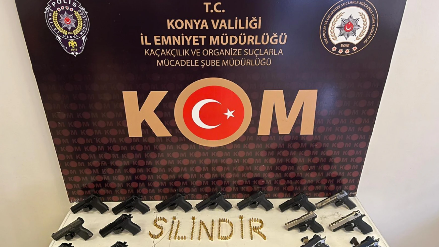 Konya'da 'silindir' operasyonu kapsamında 4 kişi gözaltına alındı