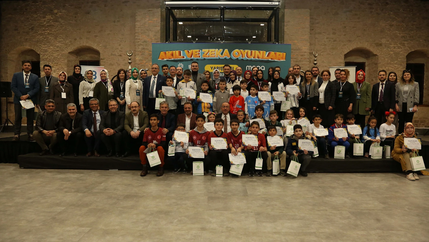 MEGA ile Akıl Zeka Oyunları Yarışmasında heyecanlı final