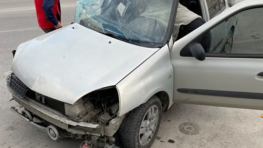 Son dakika Konya'da yolcu minibüsü ile otomobil çarpıştı! Yaralılar var!